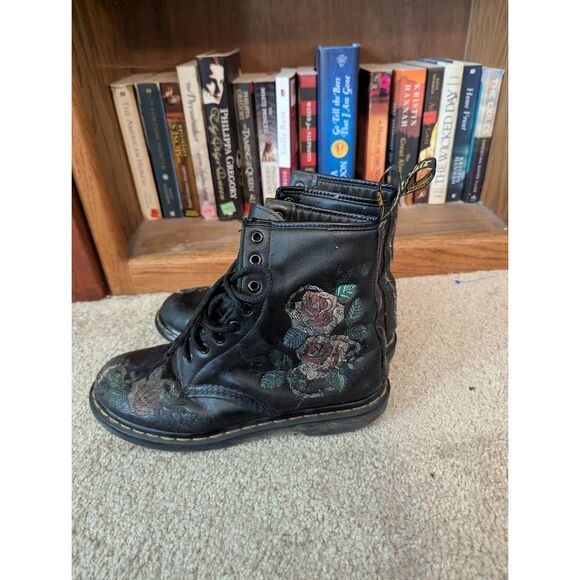 Dr. Martens Shoes - Dr. Martens 1460 Vonda Chain II Embroidered Floral Combat Boots Women's Size 9